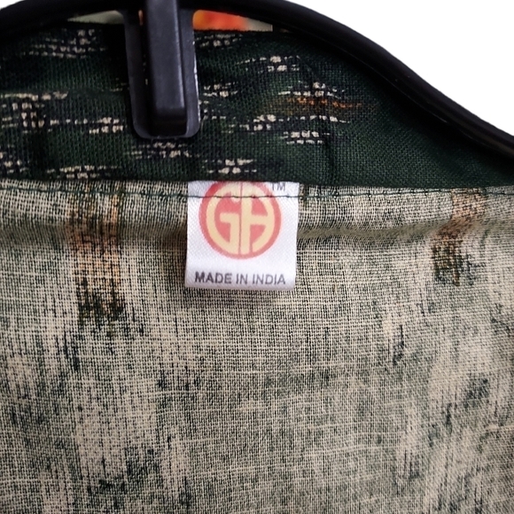 GA Bohemian long green and gold vest M/L - Picture 7 of 15